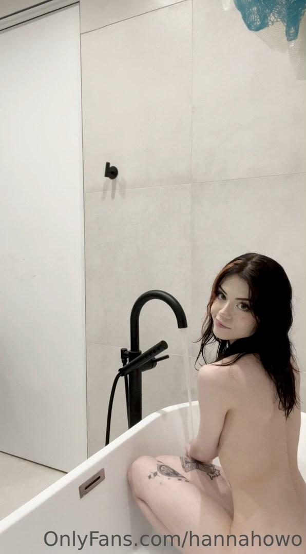 hannah owo nude bubble bath onlyfans video leaked ydhndf influencers gonewild