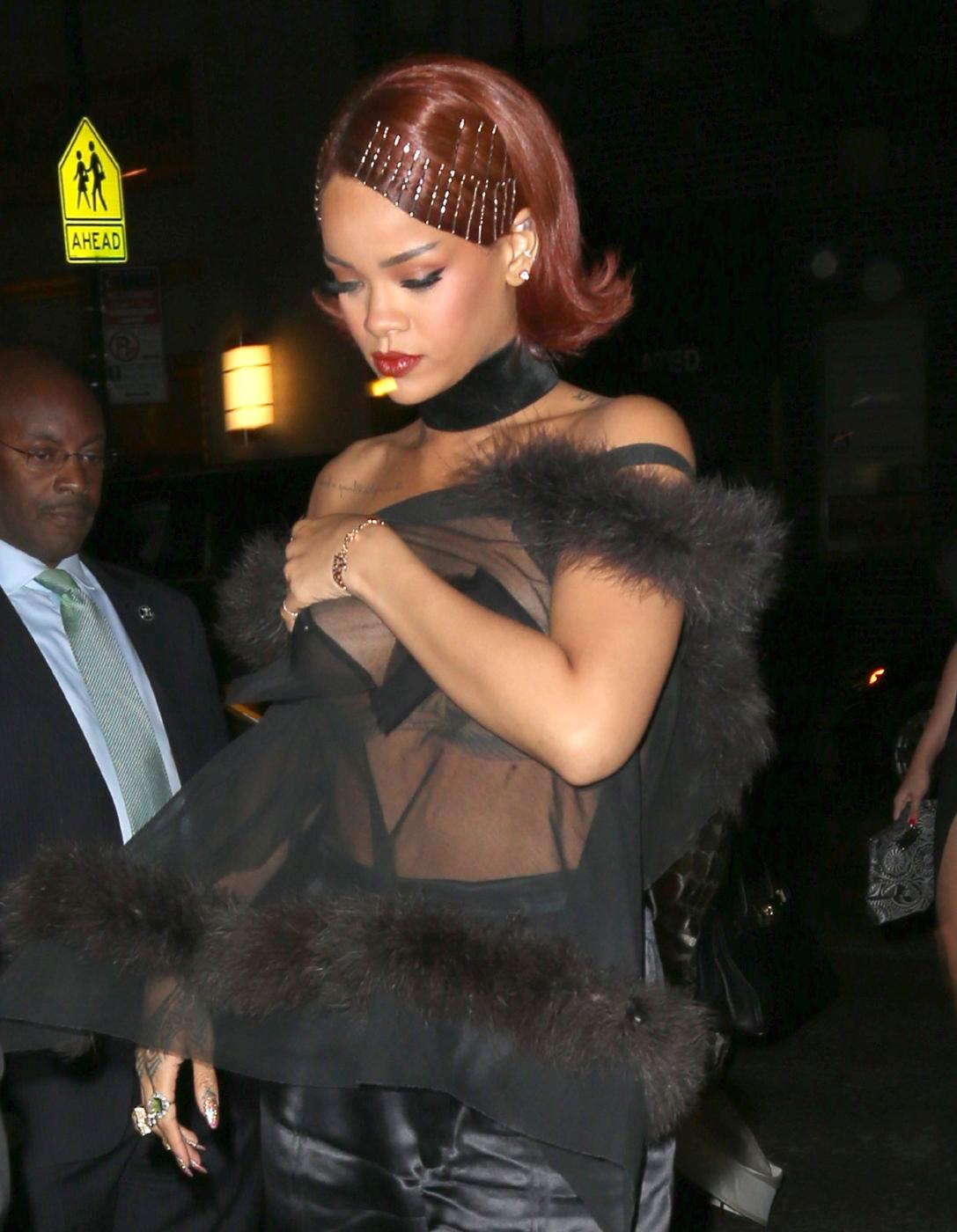 rihanna candid see through nipple slip photos leaked pjnxxl influencers gonewild