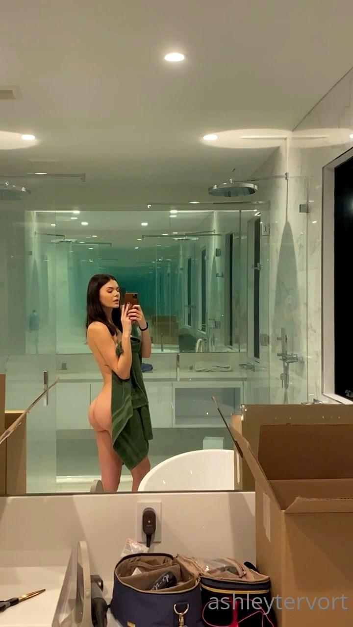 ashley tervort nude bathroom selfie onlyfans video leaked msalmb influencers gonewild