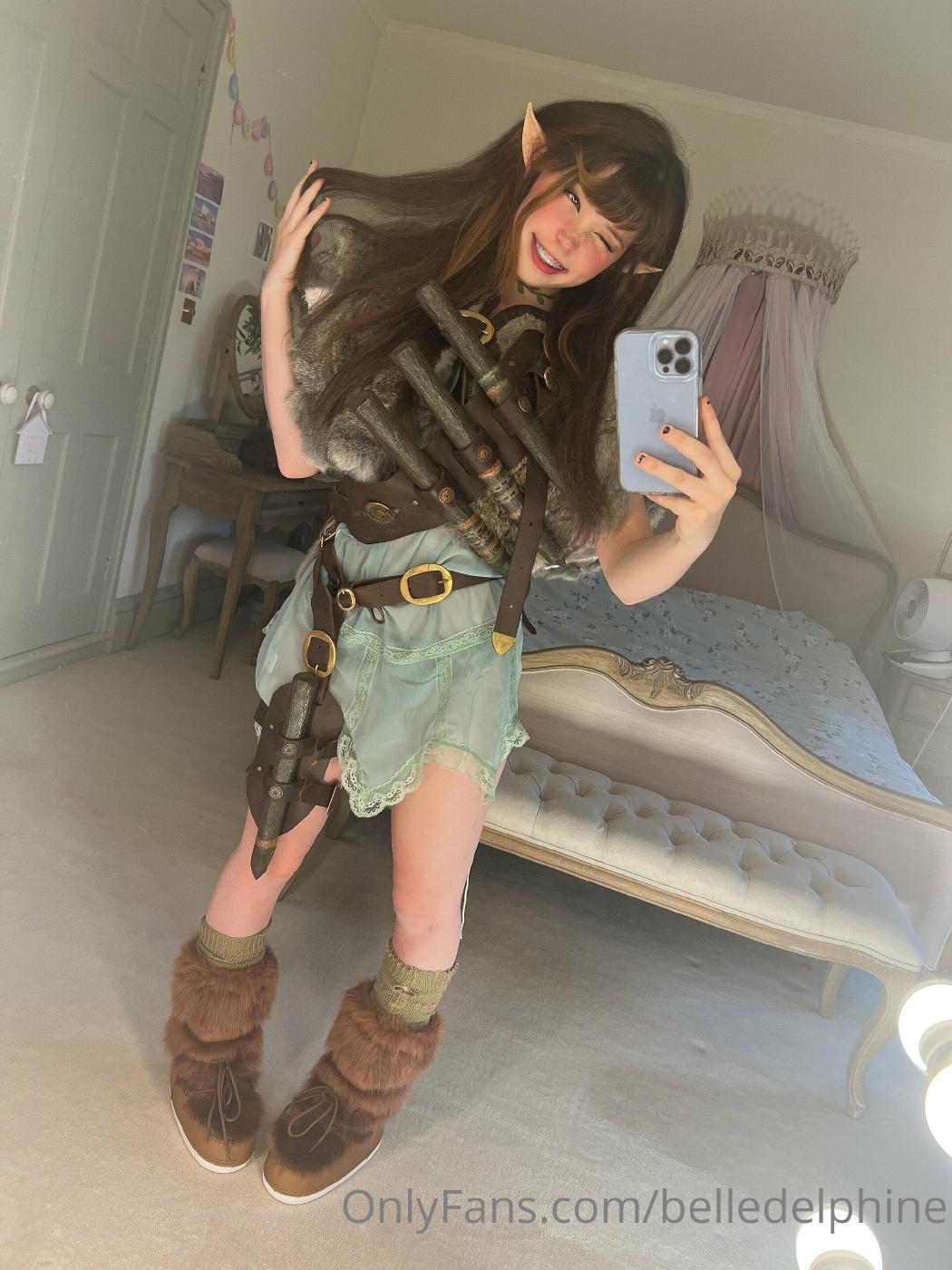 belle delphine your little elf onlyfans set leaked bjoilu influencers gonewild