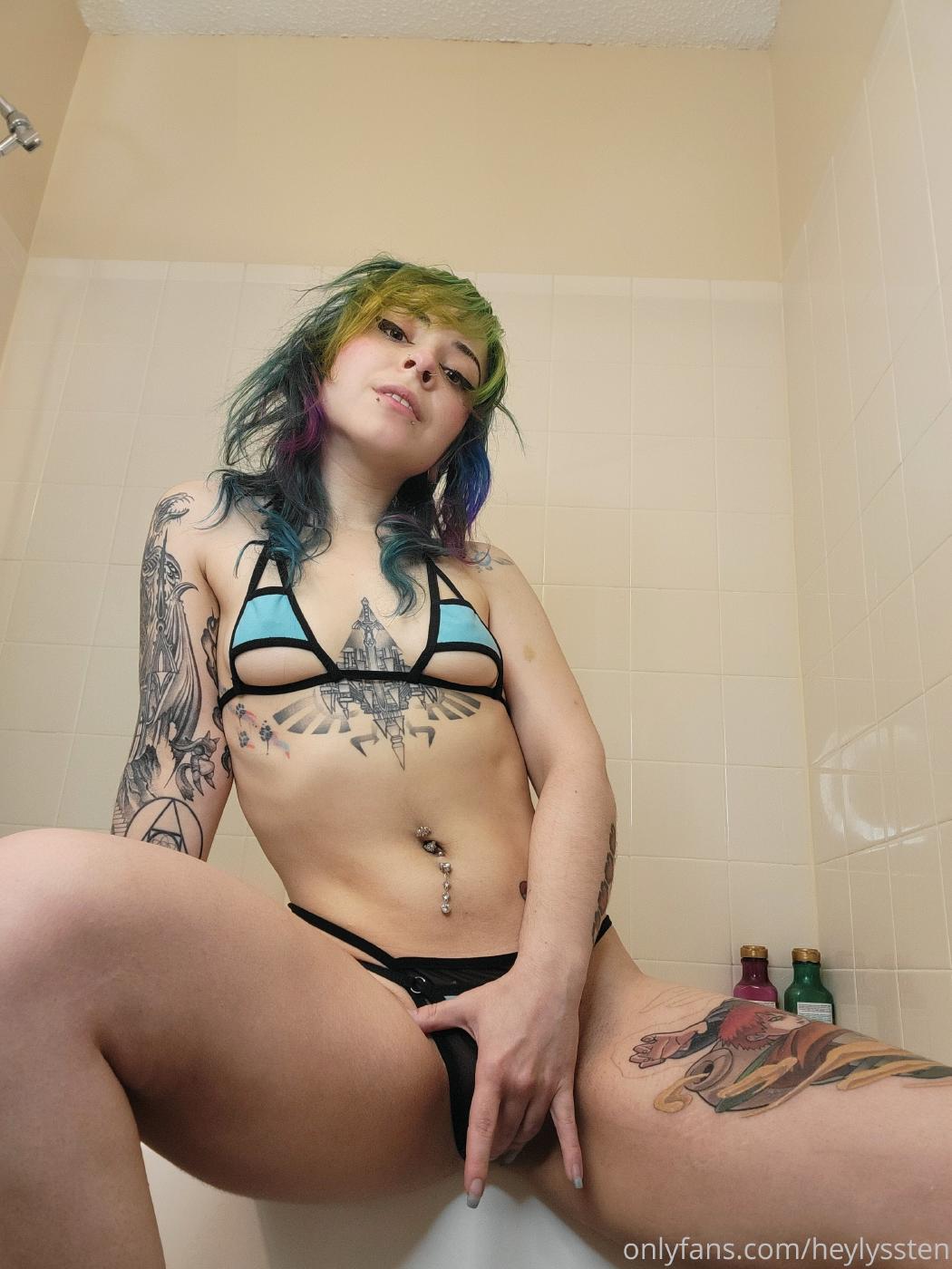 heylyssten bikini shower masturbation onlyfans set leaked lkfqyd influencers gonewild