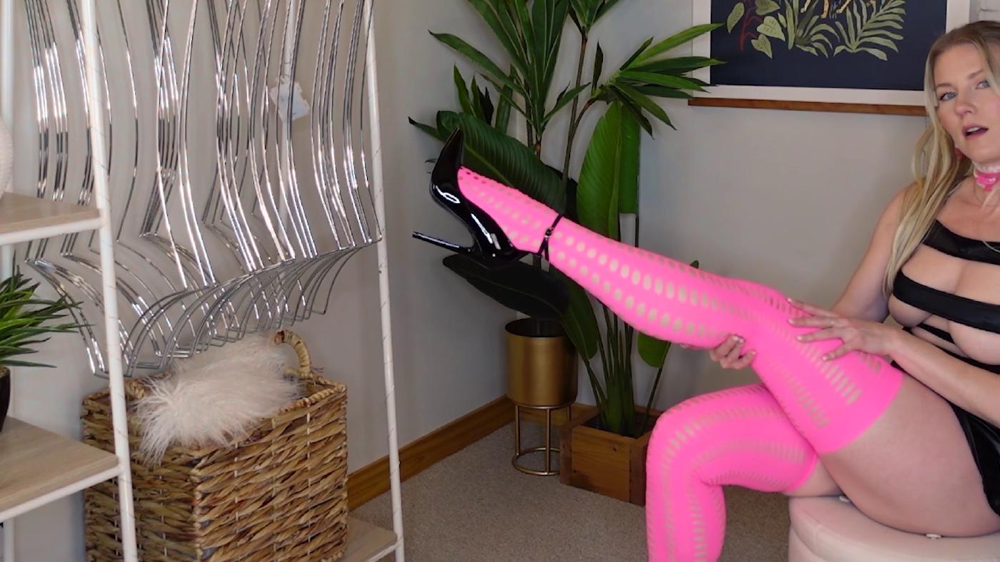 kat wonders 20 days of sm day 14 qjwenv influencers gonewild