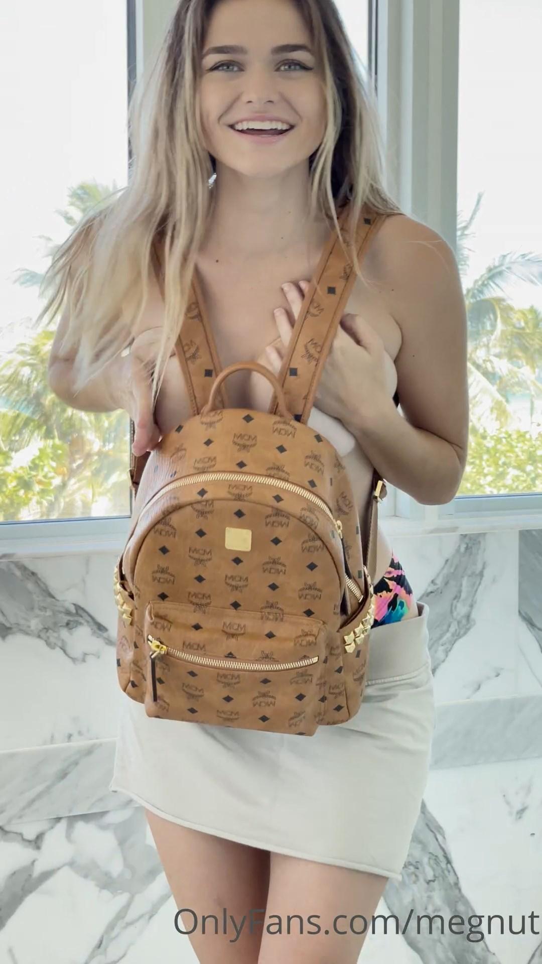 megnutt02 nude topless backpack modeling onlyfans video leaked wnyvxy influencers gonewild