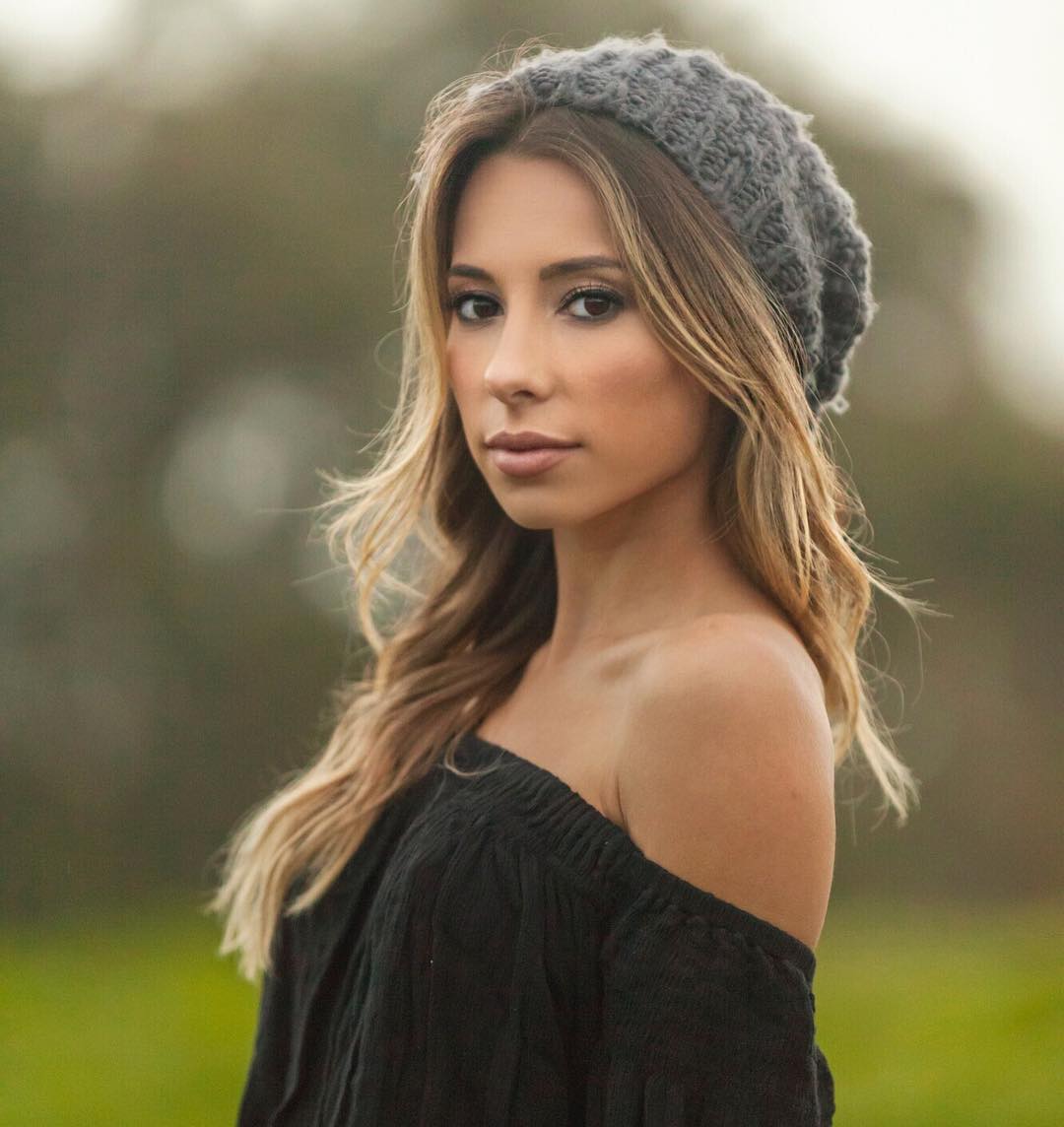 ayla woodruff sexy pictures shlivv influencers gonewild