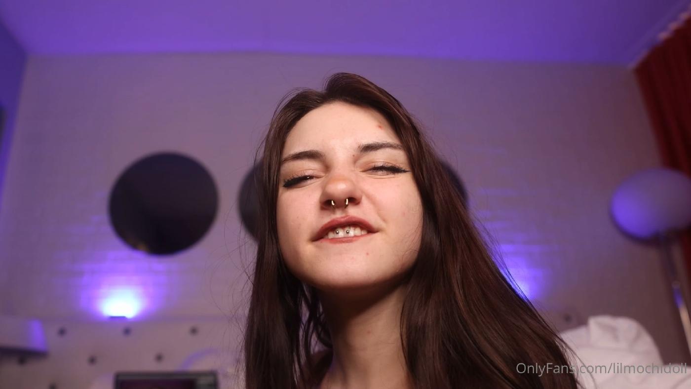 lilmochidoll nude pantyhose rip onlyfans video leaked teovwp influencers gonewild