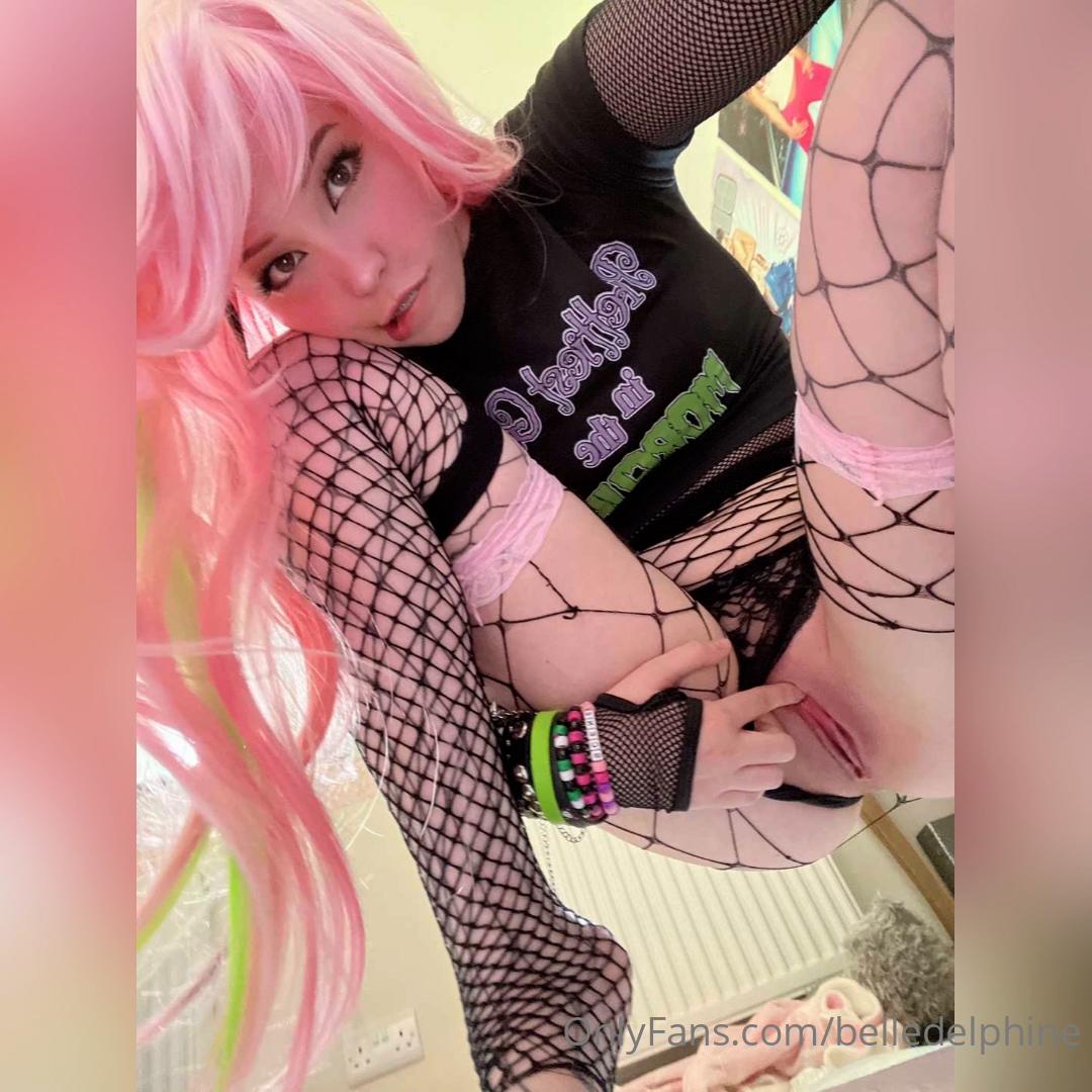 belle delphine pussy fingering onlyfans set leaked cdkift influencers gonewild