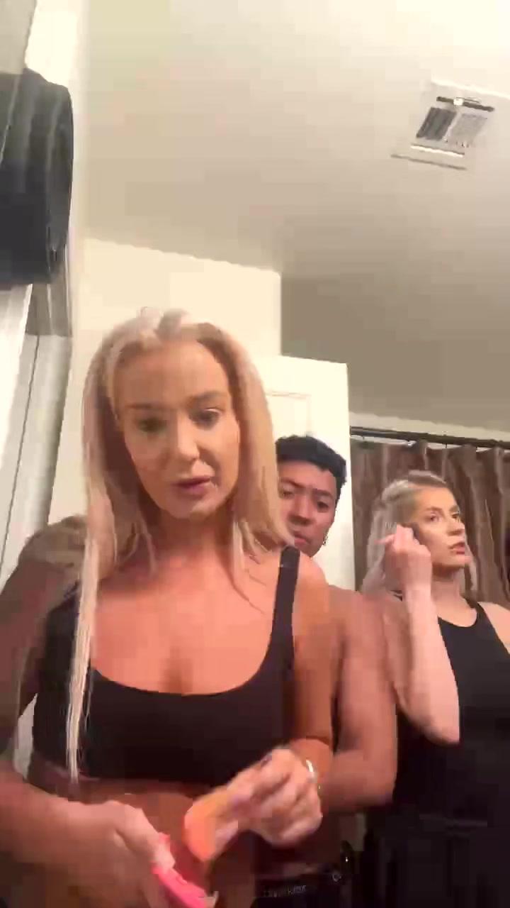 tana mongeau nipple slip livestream onlyfans video leaked lglxow influencers gonewild