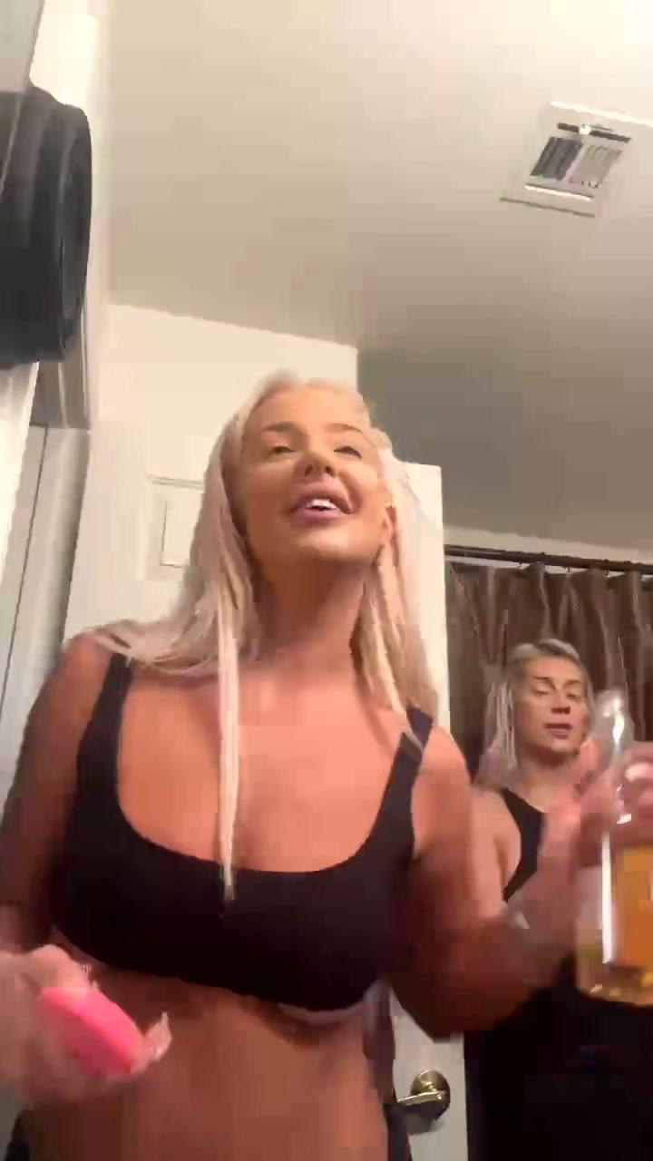 tana mongeau nipple slip livestream onlyfans video leaked oigbcu influencers gonewild