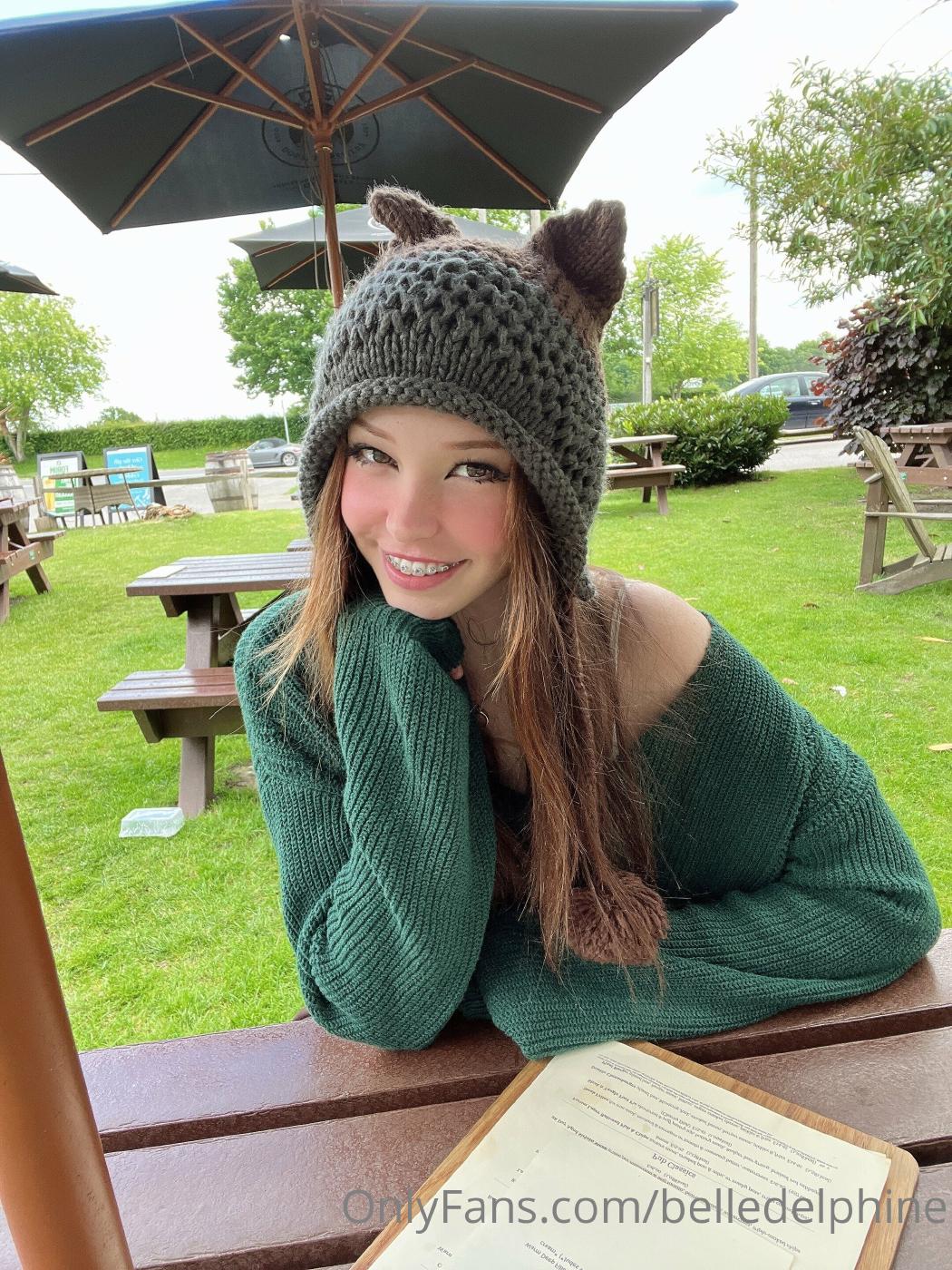 belle delphine pub lunch onlyfans set leaked bhijol influencers gonewild