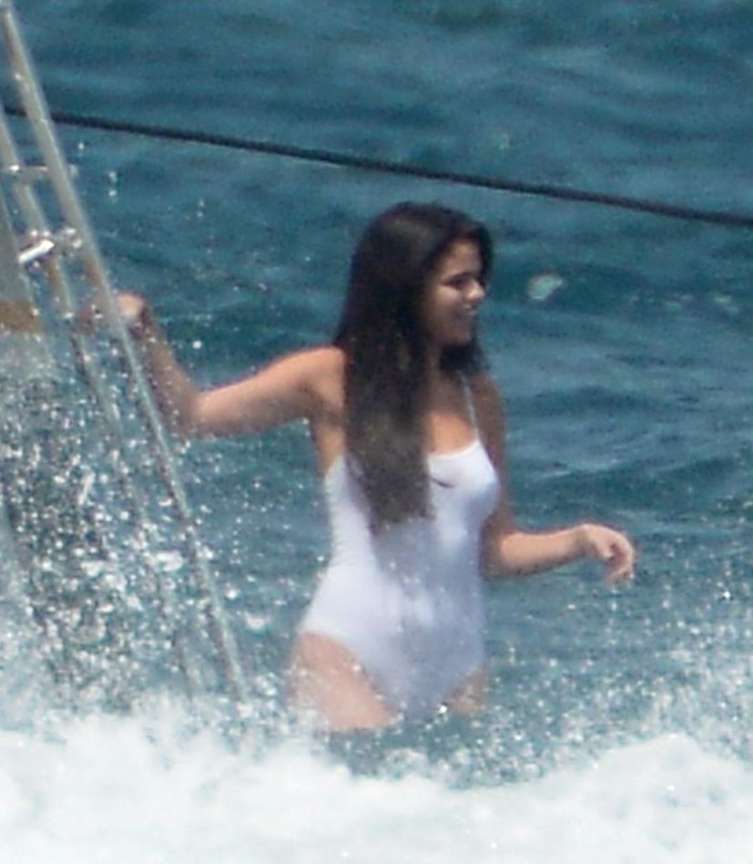 selena_gomez_see-through_one-piece_set_leaked-sbpkli-influencers-gonewild selena gomez see through one piece set leaked sbpkli influencers gonewild