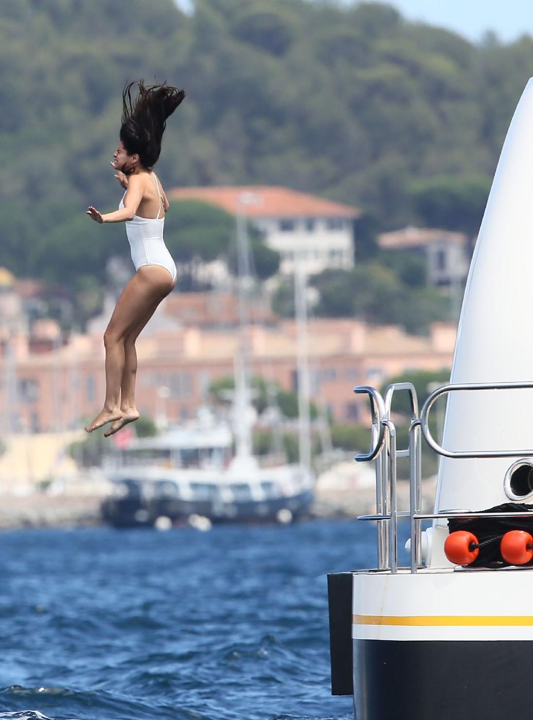 selena_gomez_see-through_one-piece_set_leaked-tfcmuv-influencers-gonewild selena gomez see through one piece set leaked tfcmuv influencers gonewild