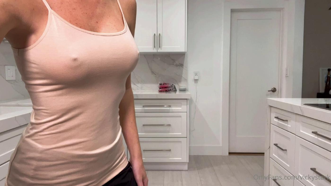 vicky stark nude valentines day onlyfans video leaked xwtvwc influencers gonewild