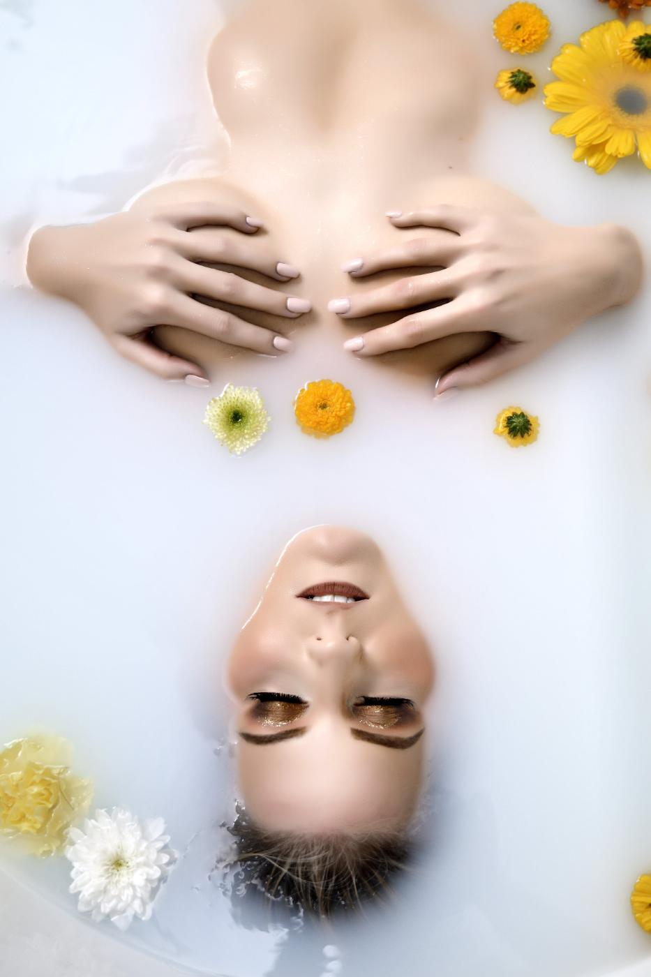 kat wonders nude lingerie pbsikg influencers gonewild