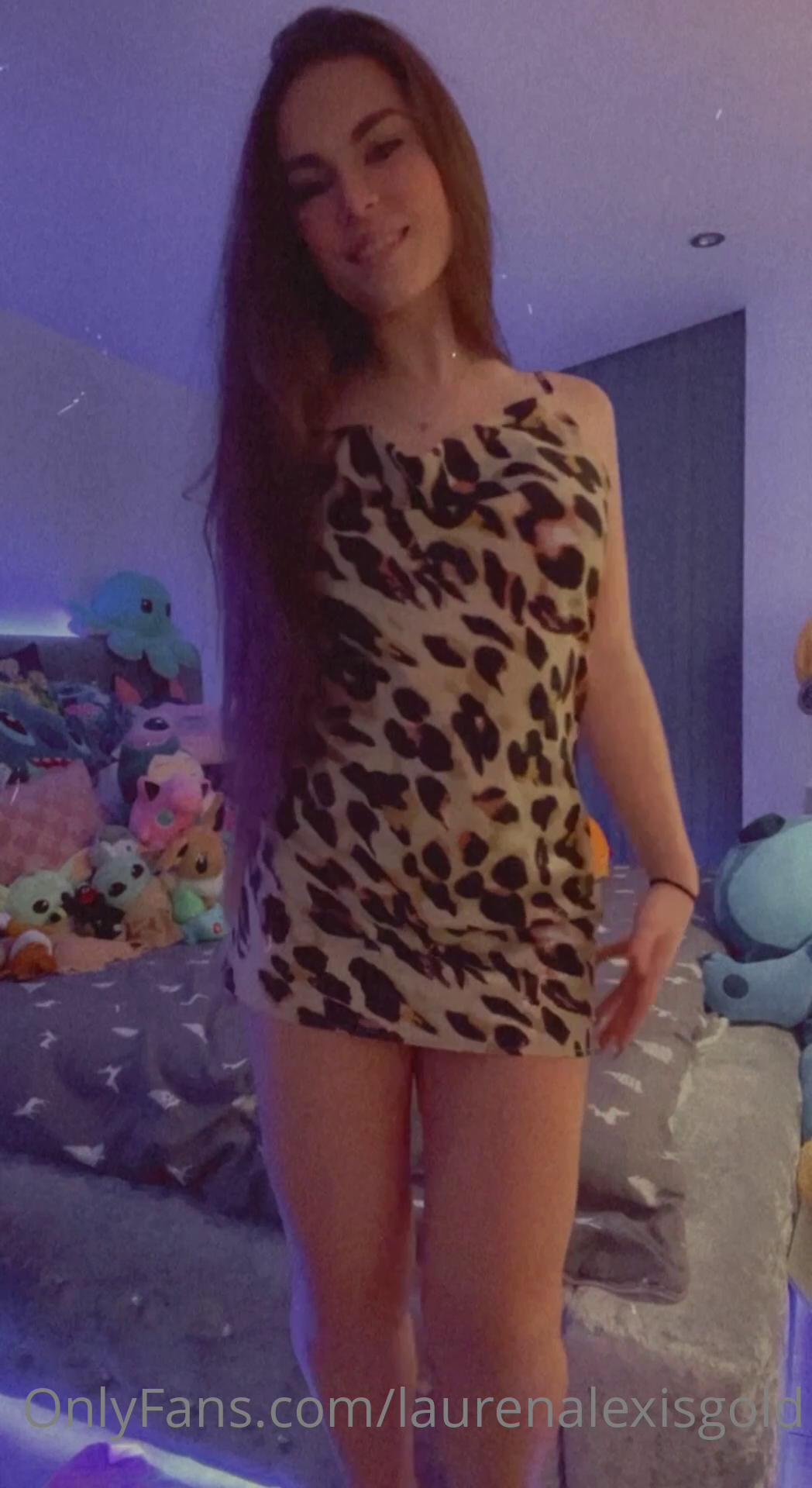 lauren alexis dress thong strip onlyfans video leaked krbimr influencers gonewild