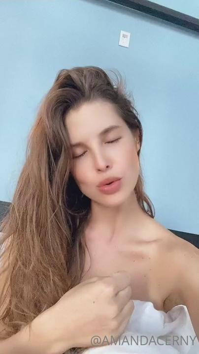 amanda cerny bed nipple slip onlyfans video leaked ohdijk influencers gonewild