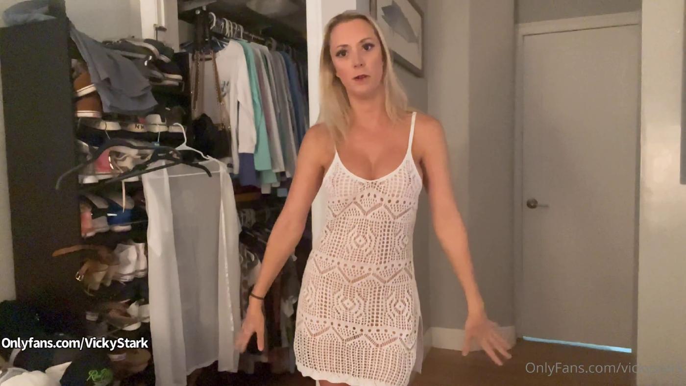 vicky stark beach cover up try on onlyfans video leaked zifaym influencers gonewild