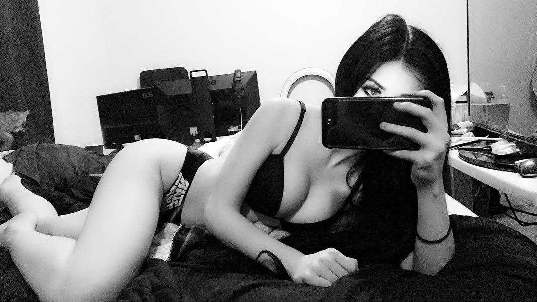 celestiavega sexy pictures dqmmty influencers gonewild