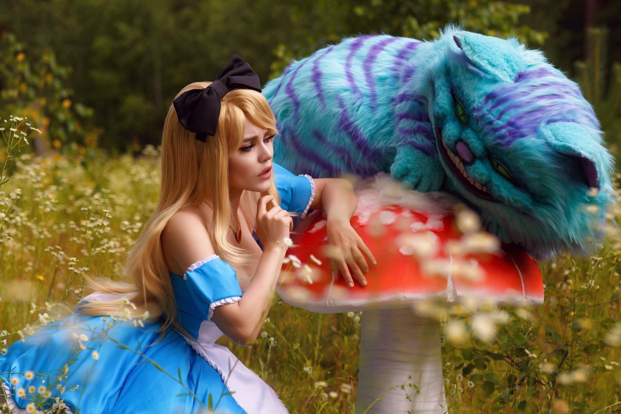 kalinka fox alice in wonderland cosplay video leaked lmzmjh influencers gonewild