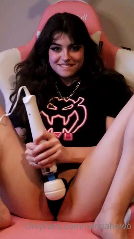 hannah owo vibrator masturbation onlyfans video leaked ltepll influencers gonewild