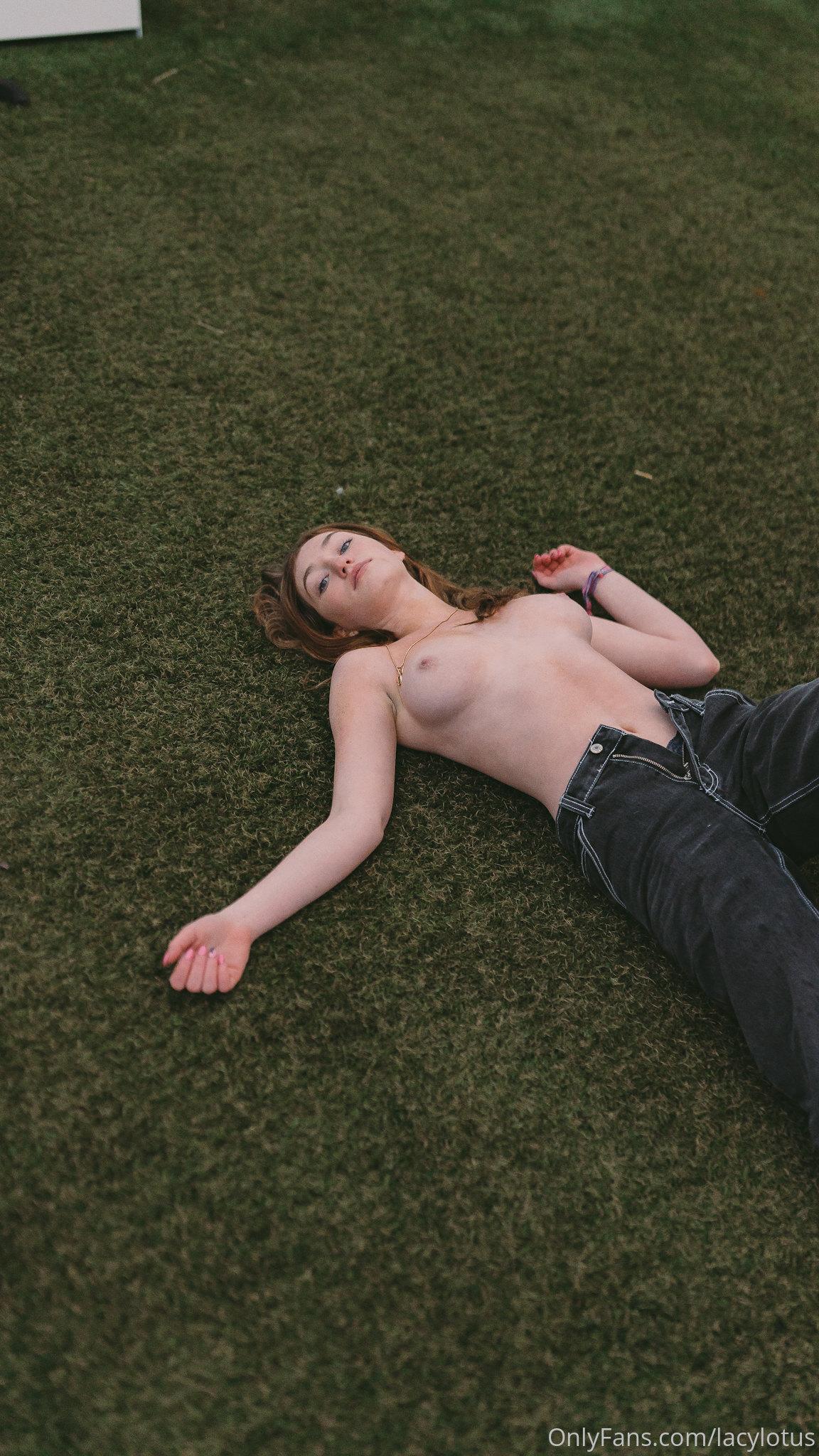 skylar rae nude rooftop strip onlyfans video leaked xebmqx influencers gonewild