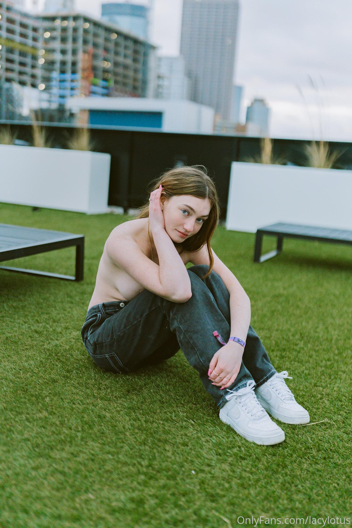 skylar rae nude rooftop strip onlyfans video leaked xpemyy influencers gonewild