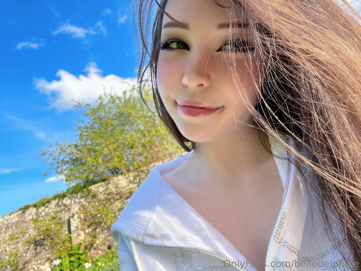 belle delphine naked in the garden onlyfans set leaked susfxf influencers gonewild