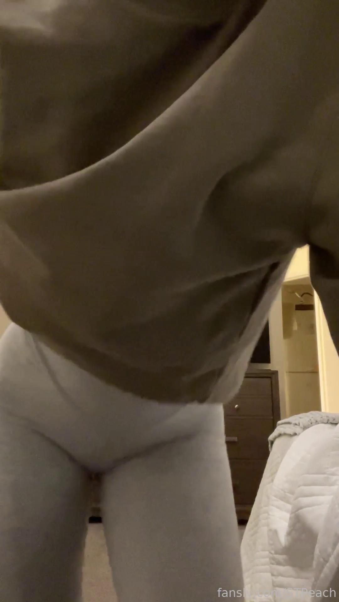 stpeach thong outfit strip tease fansly video leaked wjwwie influencers gonewild